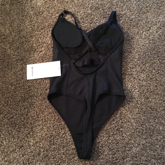 LULULEMON BODYSUIT NWT BLACK - Picture 7 of 8